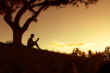 HI元宇宙是哪个公司,元宇宙公司是什么意思