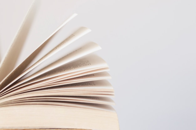 护士自称医学生对吗